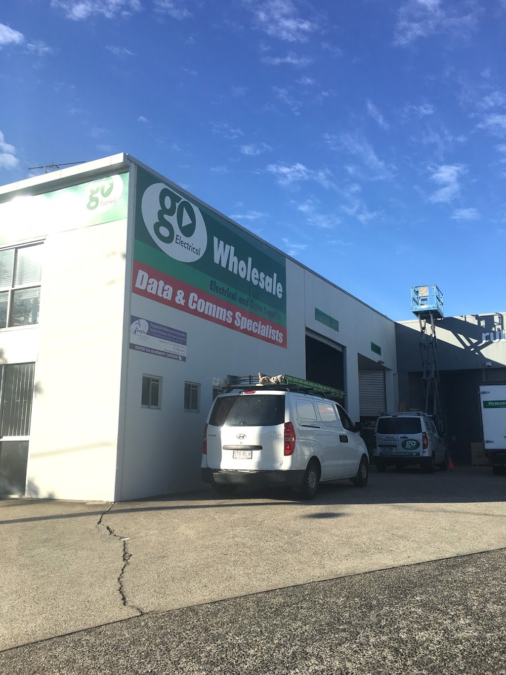 Go Electrical - Albion | 7 Bimbil St, Albion QLD 4010, Australia | Phone: (07) 3260 0700