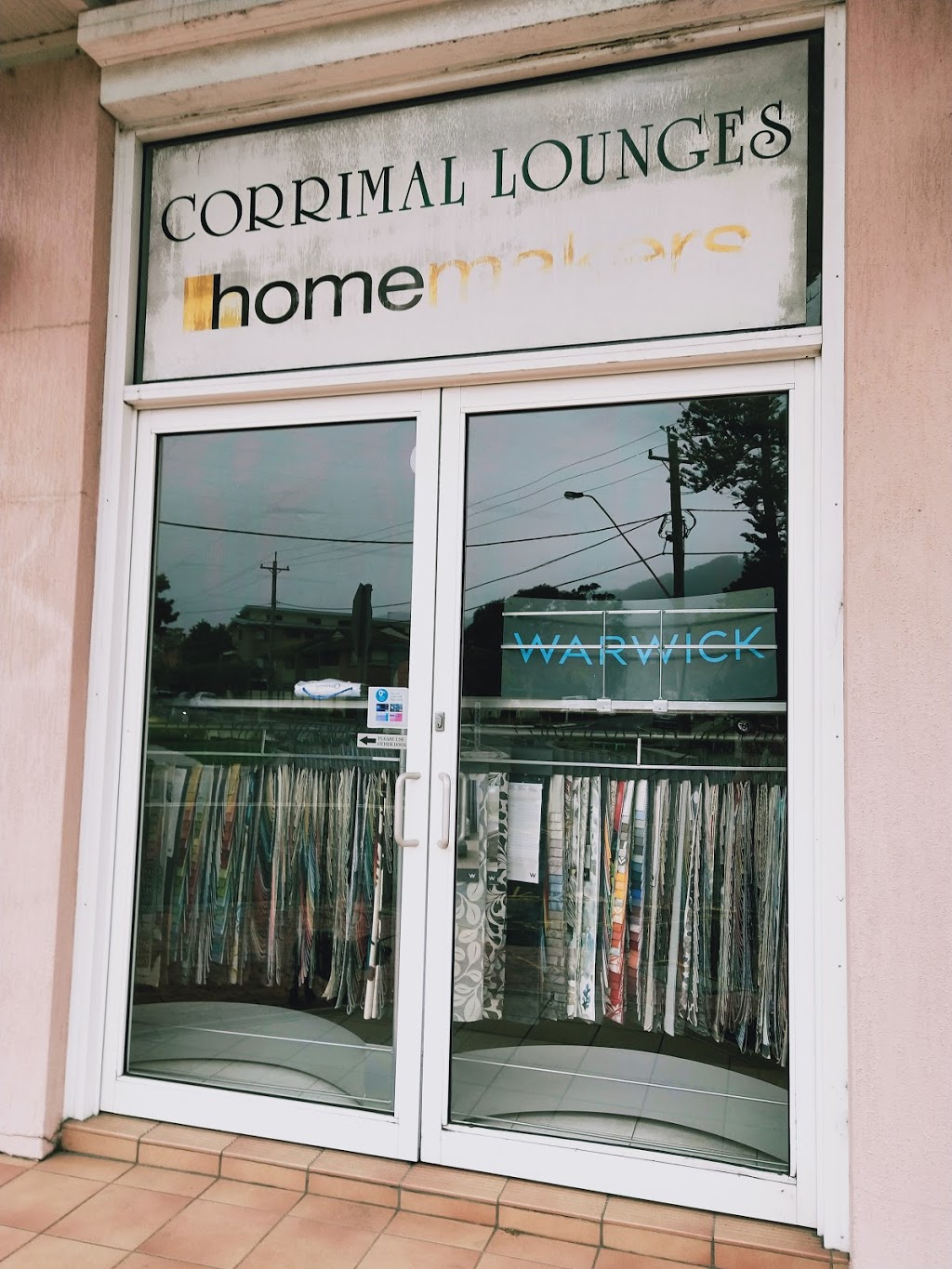 Corrimal Lounges | furniture store | 91 Railway St, Corrimal NSW 2518, Australia | 0242847992 OR +61 2 4284 7992