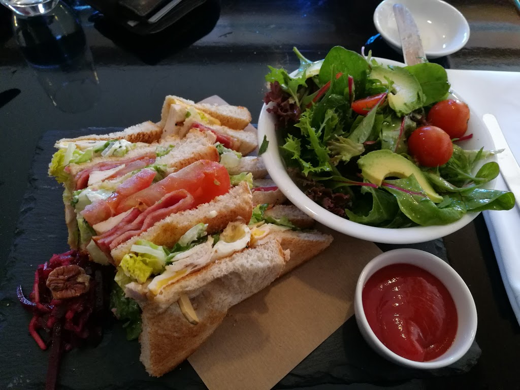 The Promenade Cafe | 120 Commonwealth Ave, Canberra ACT 2600, Australia | Phone: (02) 6269 8810