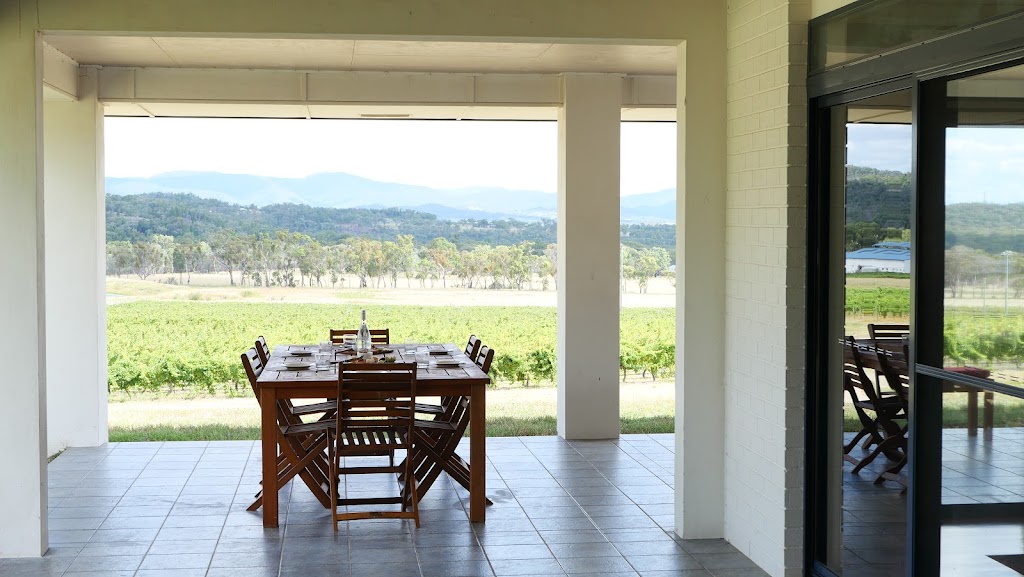 Severn River Guest House | 27850 New England Hwy, Fletcher QLD 4382, Australia | Phone: 0418 712 712