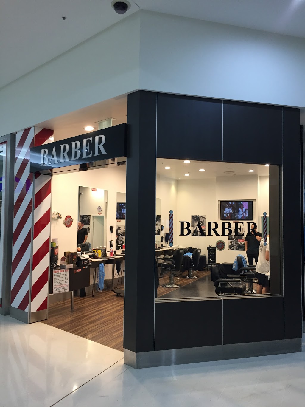 Busy Barber Burleigh | hair care | Stocklands Shopping Centre, 149 W Burleigh Rd, Burleigh Waters QLD 4220, Australia | 0755766120 OR +61 7 5576 6120