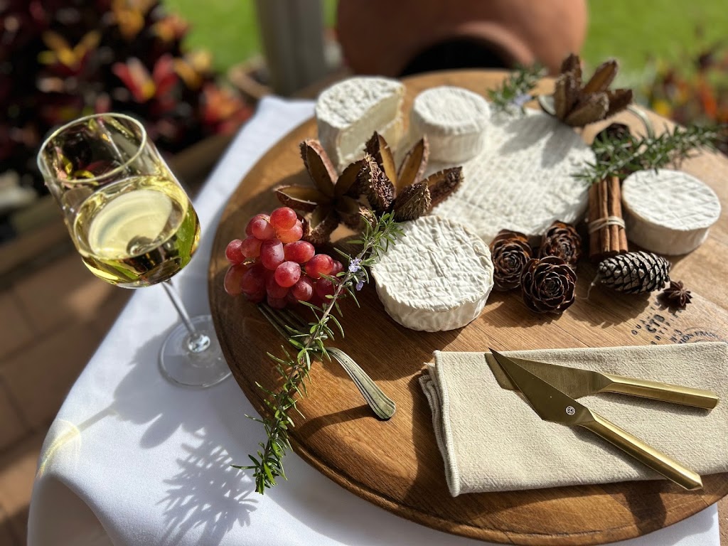 Artisan Cheese & Cooking School | 62 Lake Russell Dr, Emerald Beach NSW 2456, Australia | Phone: 0477 000 262