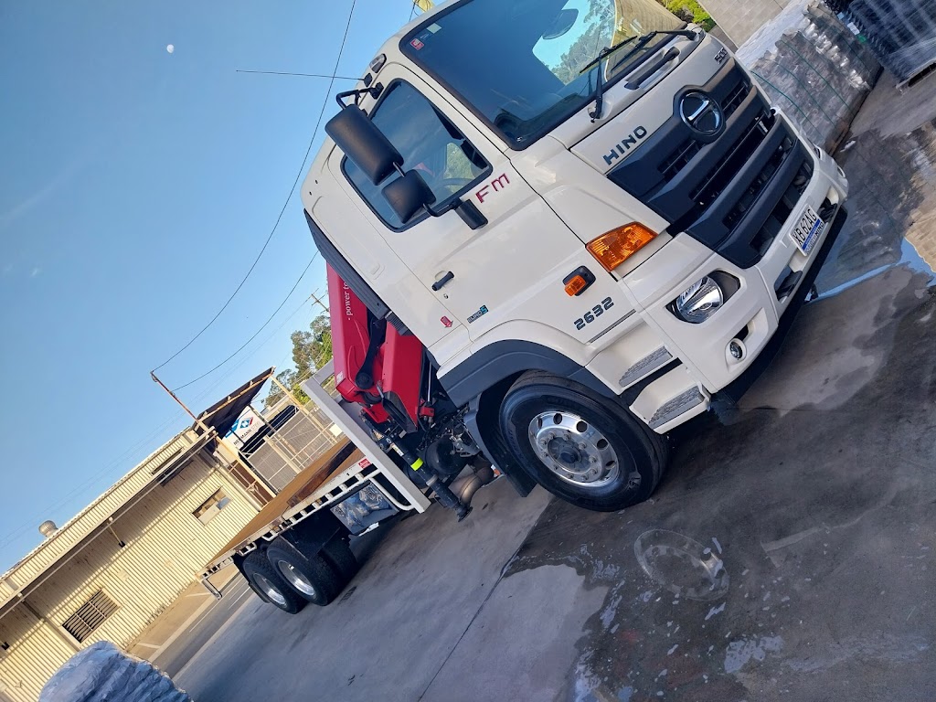 Queensland Mobile Truck Wash | 8 Riverbank Ct, Ashmore QLD 4214, Australia | Phone: 0470 493 531