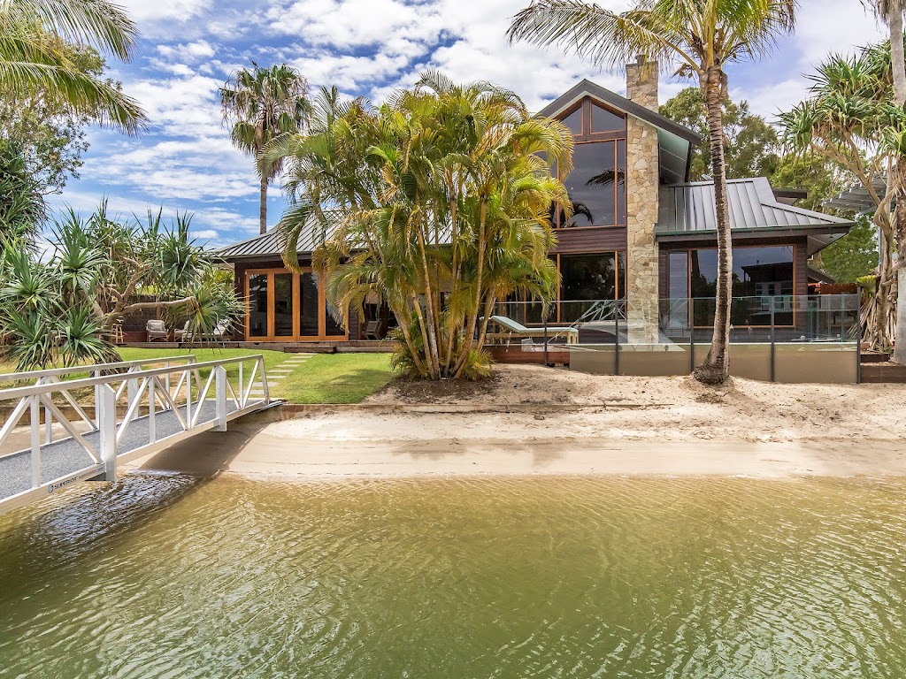 South Stradbroke Island Paradise | 20 Livistona Ct, South Stradbroke QLD 4216, Australia | Phone: 0434 707 506