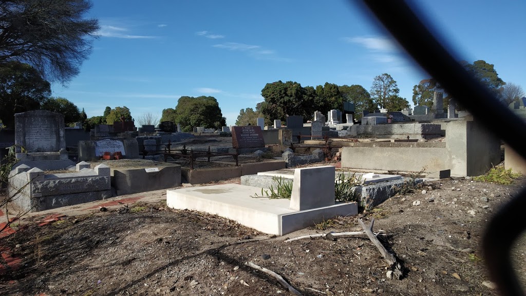 Cheltenham Pioneer Cemetery | cemetery | Charman Rd, Cheltenham VIC 3192, Australia | 0387726197 OR +61 3 8772 6197