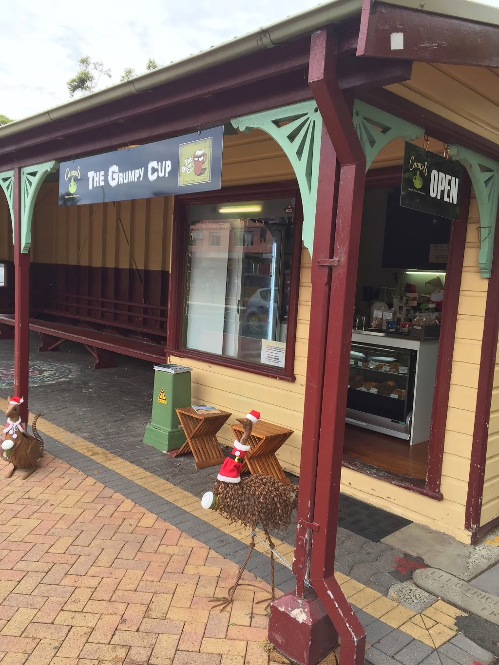 The Grumpy Cup | cafe | 1417 Pittwater Rd, Narrabeen NSW 2101, Australia | 0299706889 OR +61 2 9970 6889