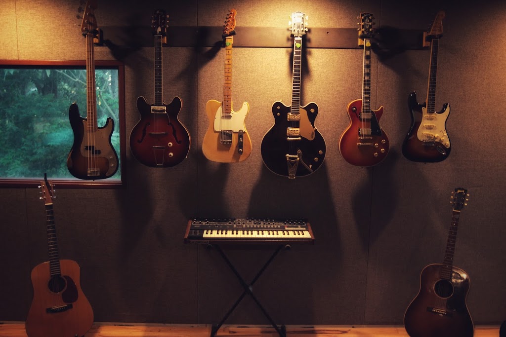 Treehouse Studios | 42 Bilin Rd, Myocum NSW 2481, Australia | Phone: 0411 265 077