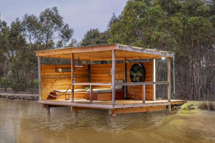 Unique Getaway She Oaks | 150 East Rd, She Oaks VIC 3331, Australia | Phone: 0481 558 599