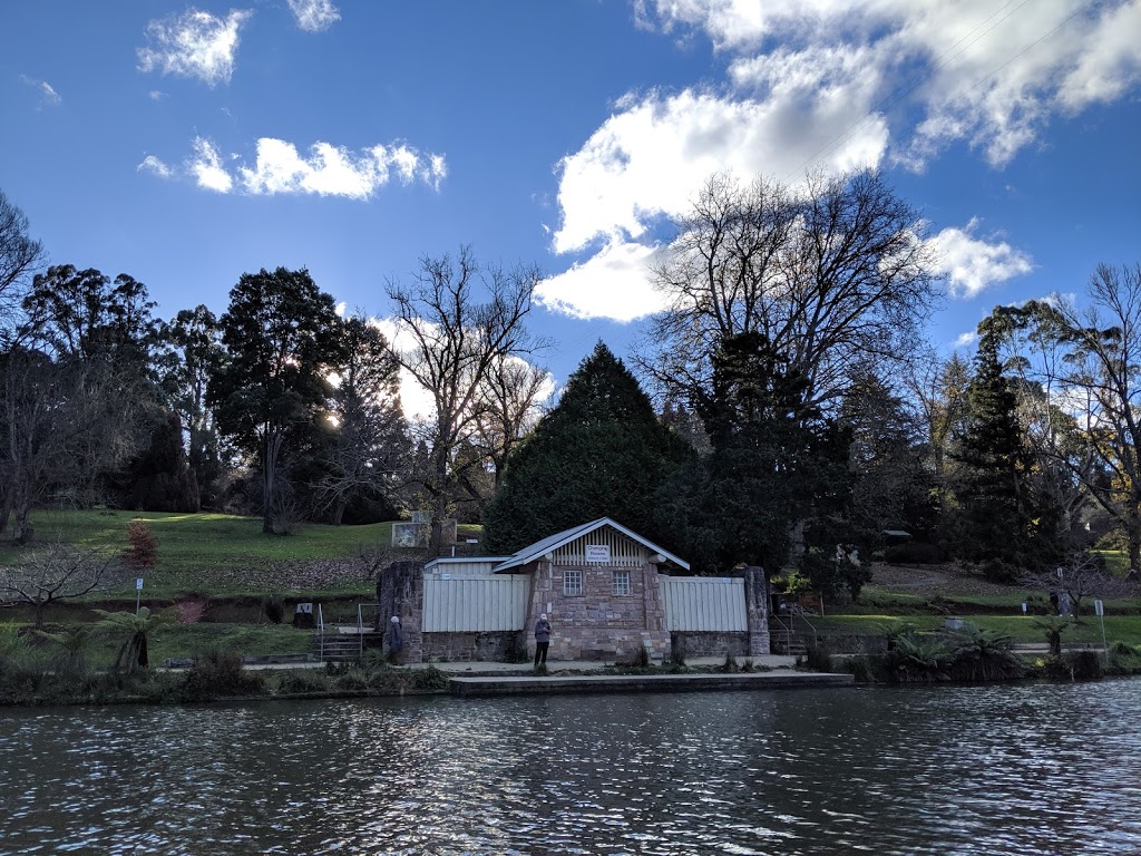 Lakeside Paddleboats Pty Ltd | Emerald Lake Park, Emerald VIC 3782, Australia | Phone: 0412 951 280