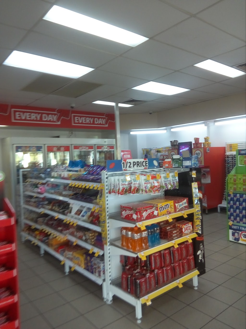 Coles Express | gas station | Blunder Rd, Durack QLD 4077, Australia | 0733728190 OR +61 7 3372 8190