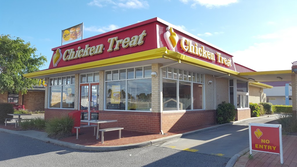 Chicken Treat | Woodbridge Shopping Centre Ennis Avenue, Elanora Dr, Cooloongup WA 6168, Australia | Phone: (08) 9527 5087