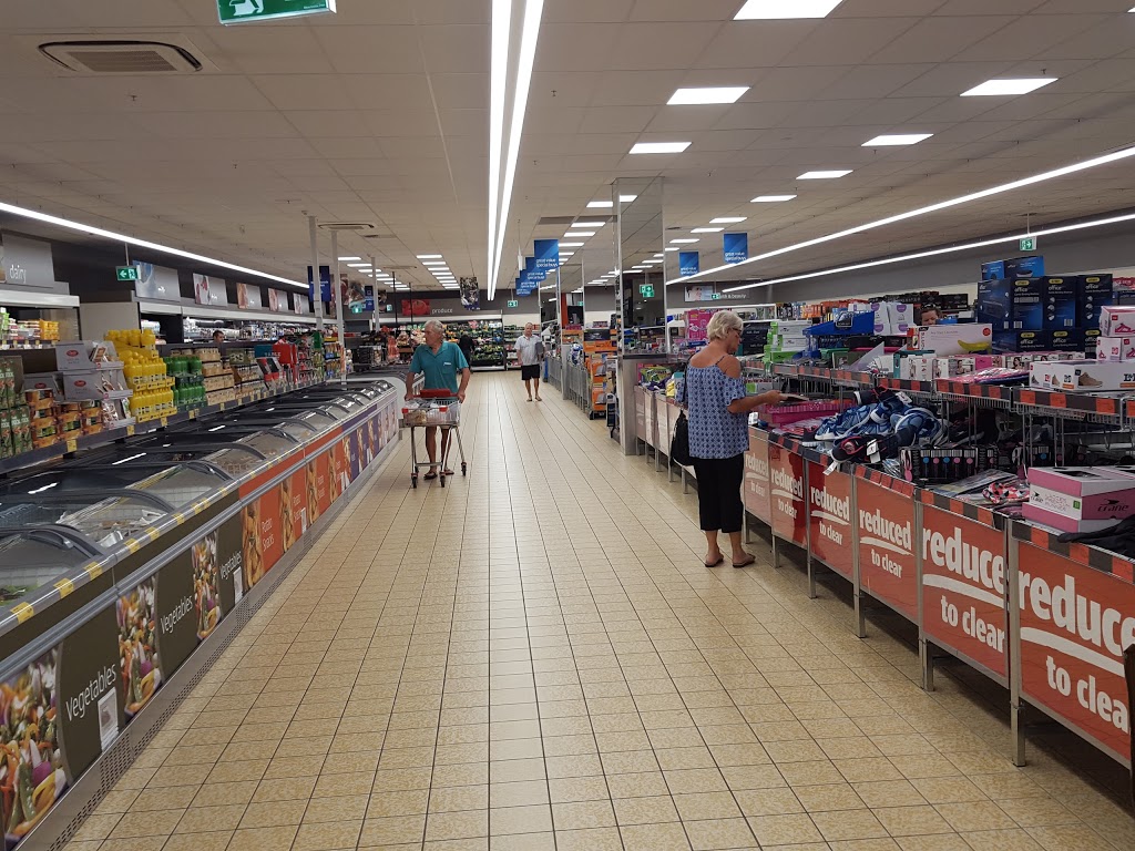 ALDI Elanora | supermarket | The Pines, 30 Guineas Creek Rd, Elanora QLD 4221, Australia