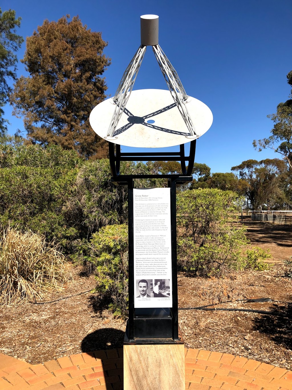 CSIRO Parkes radio telescope | Telescope Rd, Parkes NSW 2870, Australia | Phone: (02) 6861 1730