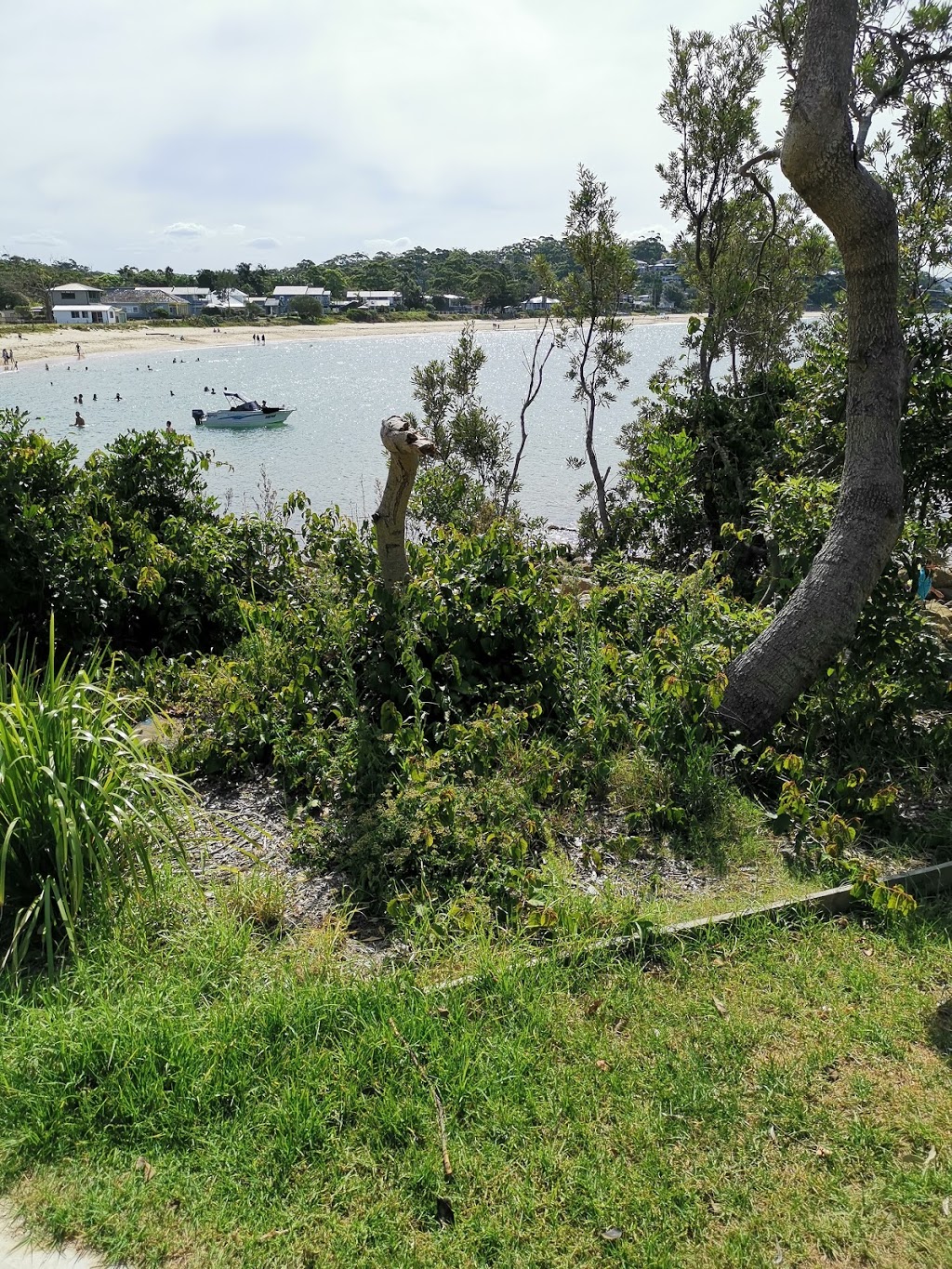 Berenice Forster Park | Brighton St, Bundeena NSW 2230, Australia | Phone: (02) 9710 0333