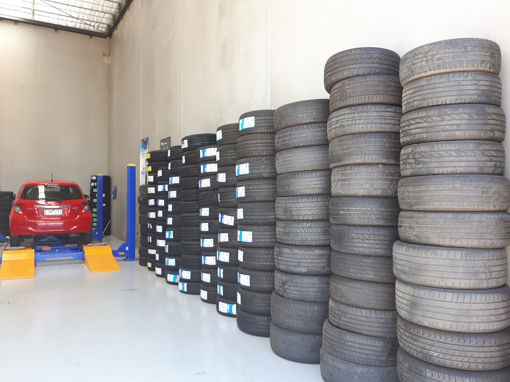 Aus Tech Tyres | 22 Bambra Crescent, Cranbourne West VIC 3977, Australia | Phone: 0452 218 720