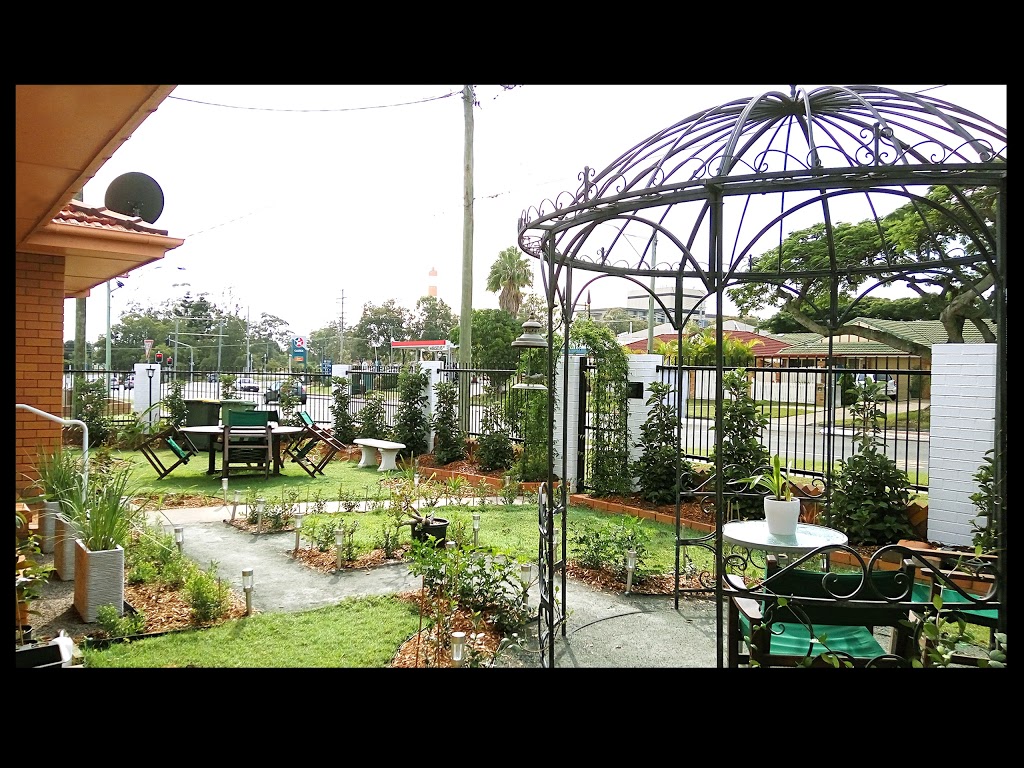 Victoria At Redcliffe Bed & Breakfast | 319 Victoria Ave, Redcliffe QLD 4020, Australia | Phone: (07) 3283 6904