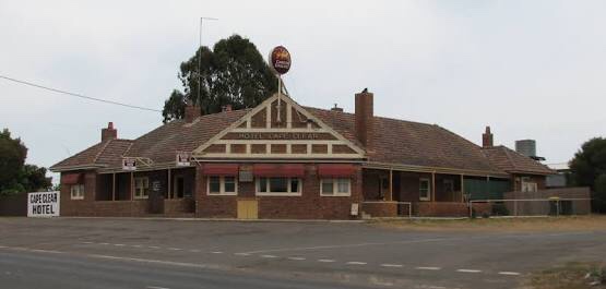 Cape Clear Hotel | 1470 Pitfield Rd, Cape Clear VIC 3351, Australia | Phone: (03) 5342 2210