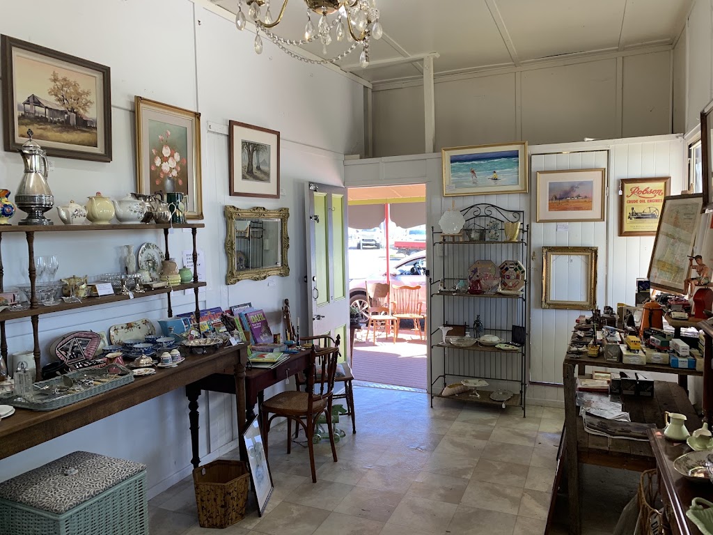 Old School - Antiques and Vintage | 14 Fulham St, Toogoolawah QLD 4313, Australia | Phone: 0438 907 181