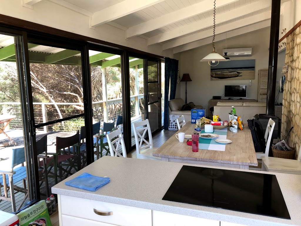 Correa Cottage | lodging | 47 Dolphin Cres, Vivonne Bay SA 5223, Australia