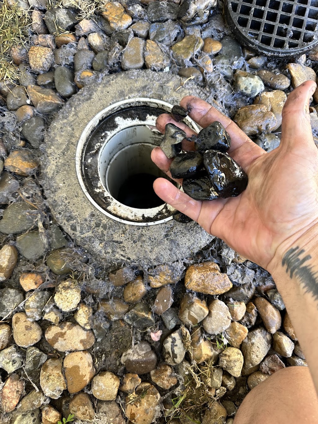 Mutch Plumbing & Gas | 74/78 Munroe Dr, Woodhill QLD 4285, Australia | Phone: 0411 796 864