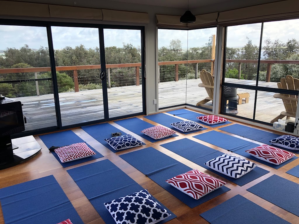 Ravens Nest Retreat Space | 816 Lees Rd, Venus Bay VIC 3956, Australia | Phone: 0402 042 459