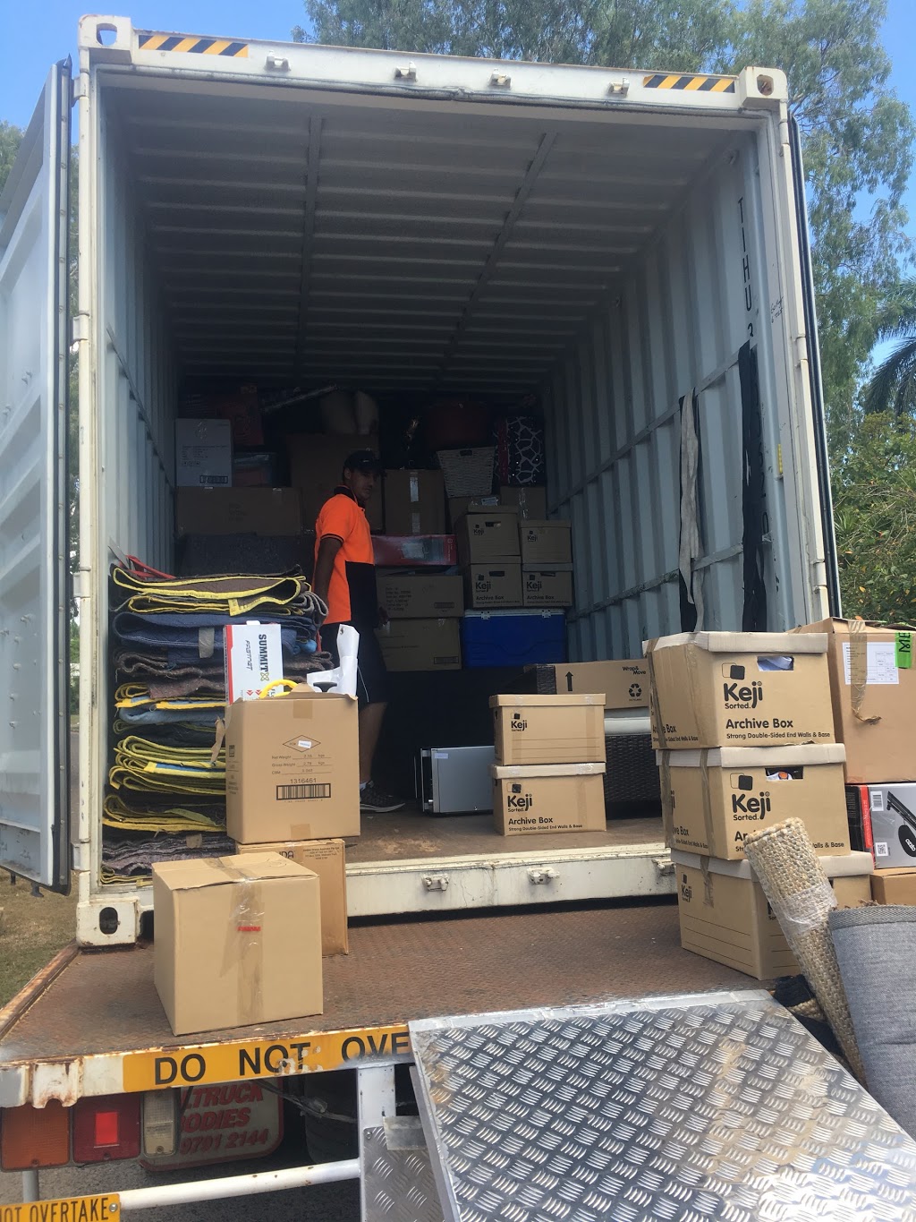 BJs Express Moving & Storage | moving company | 196 Southwood Rd, Stuart QLD 4811, Australia | 0747783544 OR +61 7 4778 3544