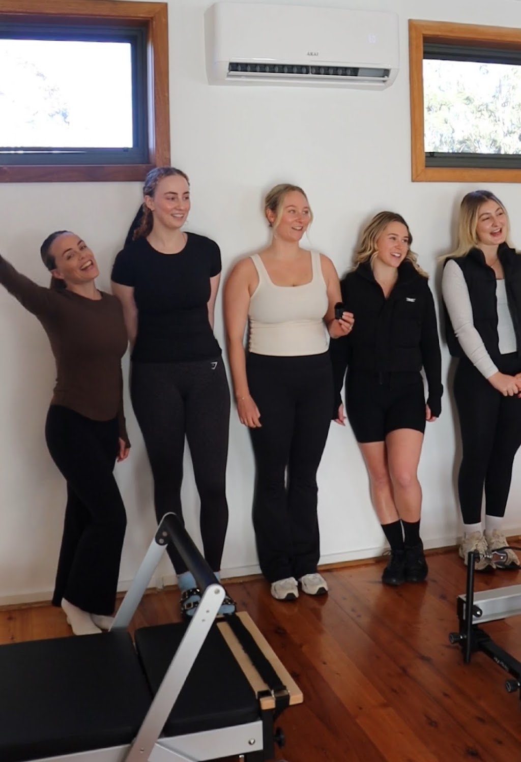 Flow studio | 2 Lawrence Hargrave Dr, Helensburgh NSW 2508, Australia | Phone: (02) 4294 3456