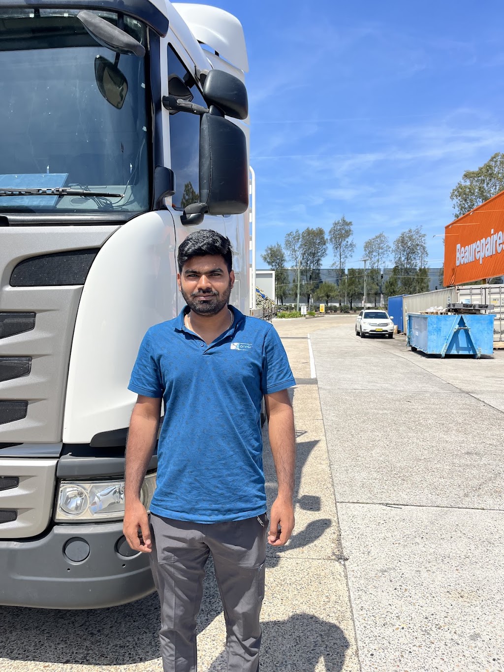 SINGH HR HC MC Truck Driving School | 8a Allen Rd, Blacktown NSW 2148, Australia | Phone: 0426 261 981
