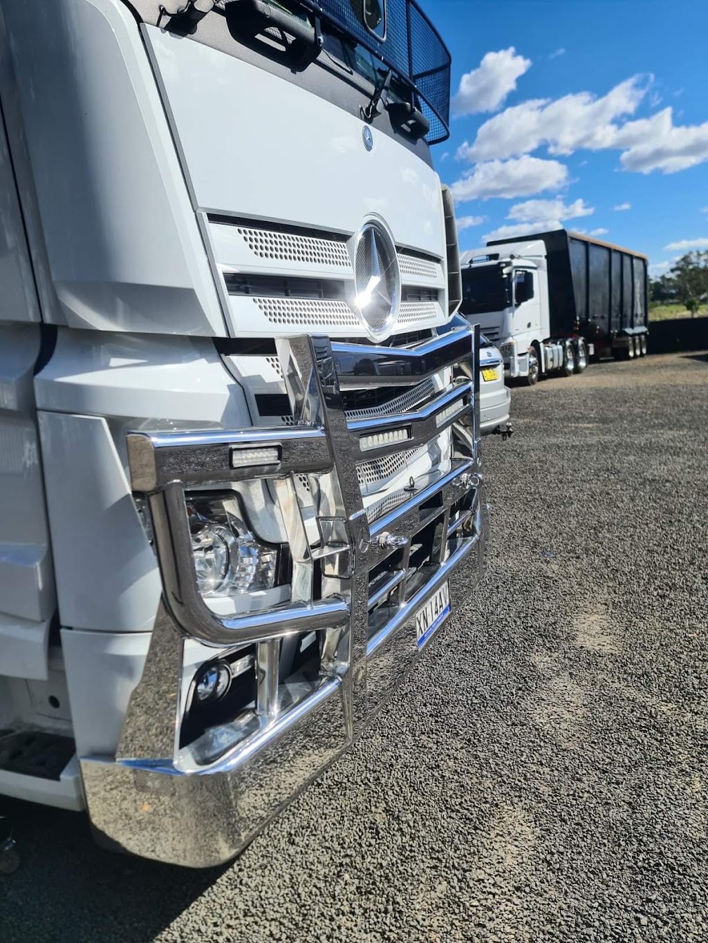 Mobile Truck Polishing | 7 Edgar St, Yagoona NSW 2199, Australia | Phone: 0468 371 051