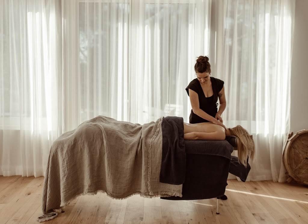 Freycinet Massage |  | 26 Murray St, Bicheno TAS 7215, Australia | 0458097003 OR +61 458 097 003