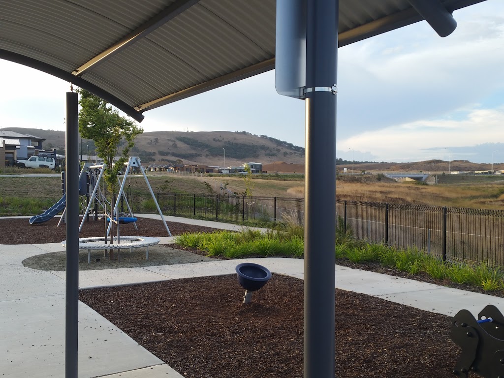 Playground | park | Kavangal Cct, Ngunnawal ACT 2913, Australia