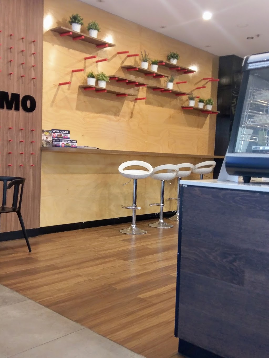 Momo Sushi | restaurant | 575 North East Road, Gilles Plains SA 5086, Australia | 0883590885 OR +61 8 8359 0885