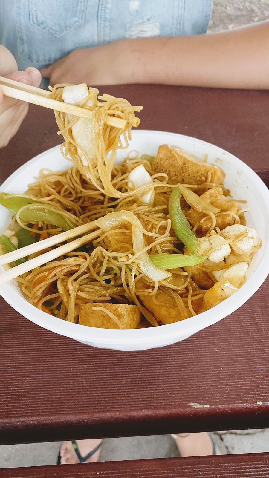 H Noodle House | meal takeaway | Shop 1/46 Simpson St, Beerwah QLD 4519, Australia | 0754390728 OR +61 7 5439 0728