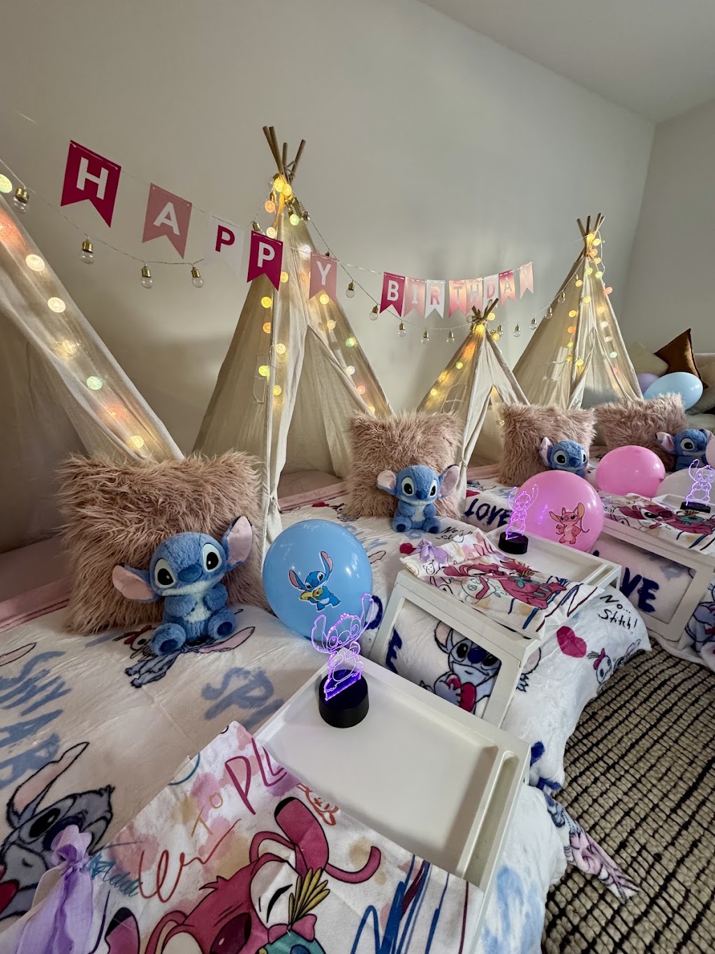 Alkira Balloon Co. & Event Styling | 10/3 Angus Ave, South Nowra NSW 2541, Australia | Phone: 0477 050 774