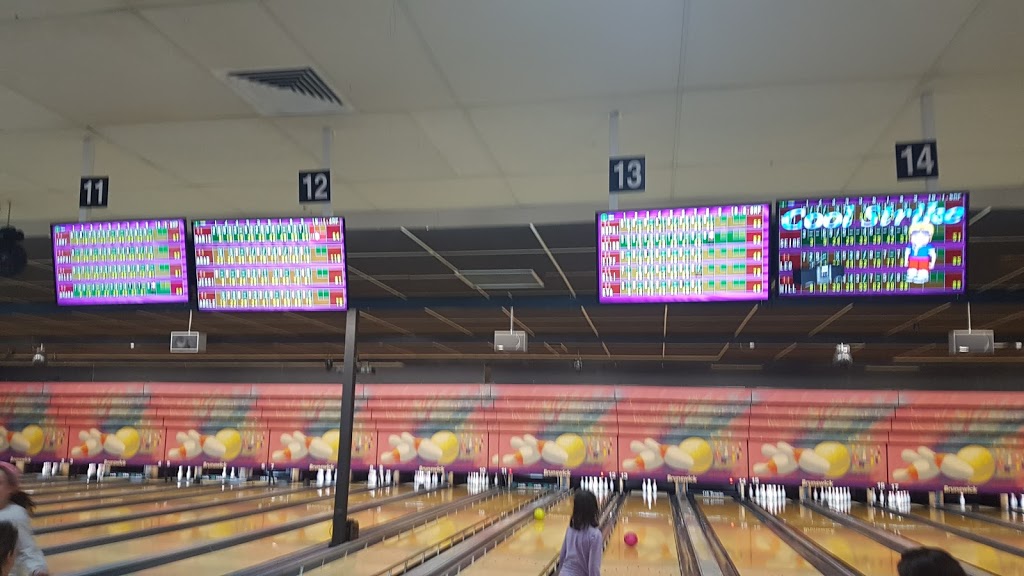 Oz Tenpin Greensborough Lanes | bowling alley | 445 Grimshaw St, Bundoora VIC 3083, Australia | 0394674544 OR +61 3 9467 4544