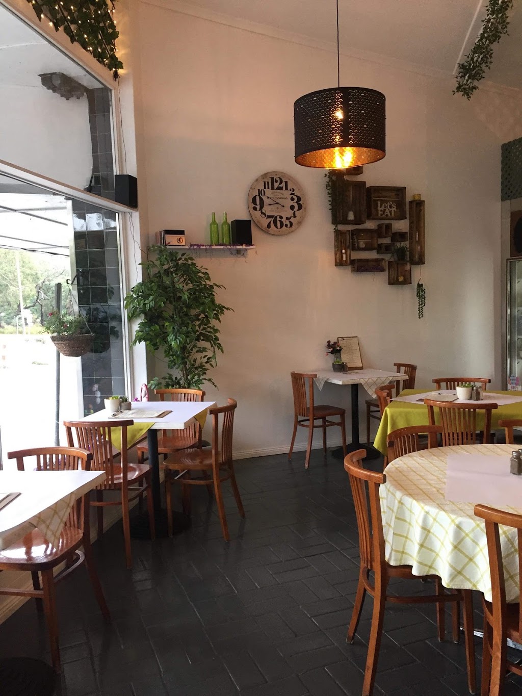 CKG’s Cafe | restaurant | 61 Mt Dandenong Rd, Croydon VIC 3136, Australia | 0420241804 OR +61 420 241 804