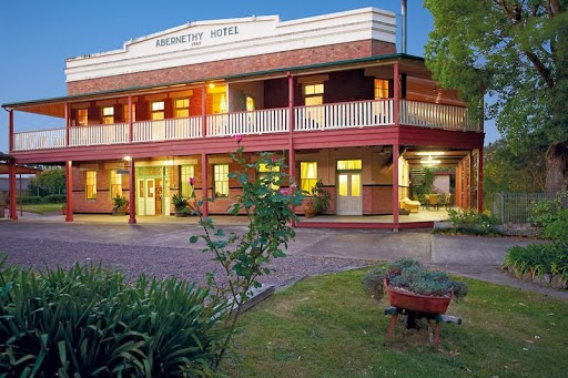 Abernethy House | lodging | 20 Ferguson St, Abernethy NSW 2325, Australia | 0249908303 OR +61 2 4990 8303