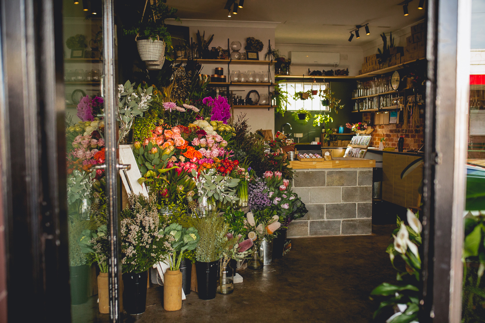 Hello Petal Flowers | florist | 4/78-80 Princes Hwy, Fairy Meadow NSW 2519, Australia | 0242845831 OR +61 2 4284 5831