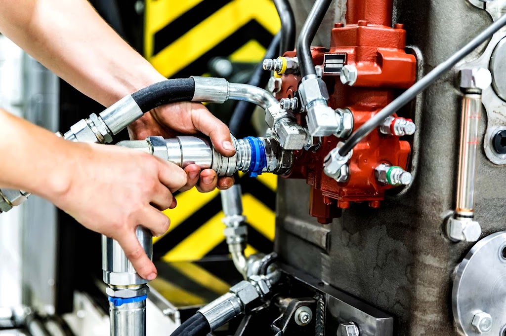 Onsite Hydraulic Hose Repairs | Unit 3/12B Karoonda Cl, Rathmines NSW 2283, Australia | Phone: 0421 620 335