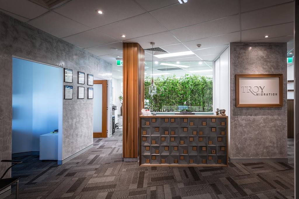 Resolve Migration | Suite 31 "HQ Building", 58 Riverwalk Ave, Robina QLD 4226, Australia | Phone: (07) 5562 5447