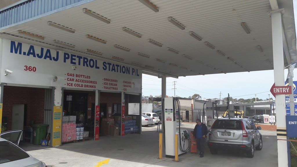 Majaj Petrol Station | gas station | 360 Park Rd, Regents Park NSW 2143, Australia | 0296442547 OR +61 2 9644 2547