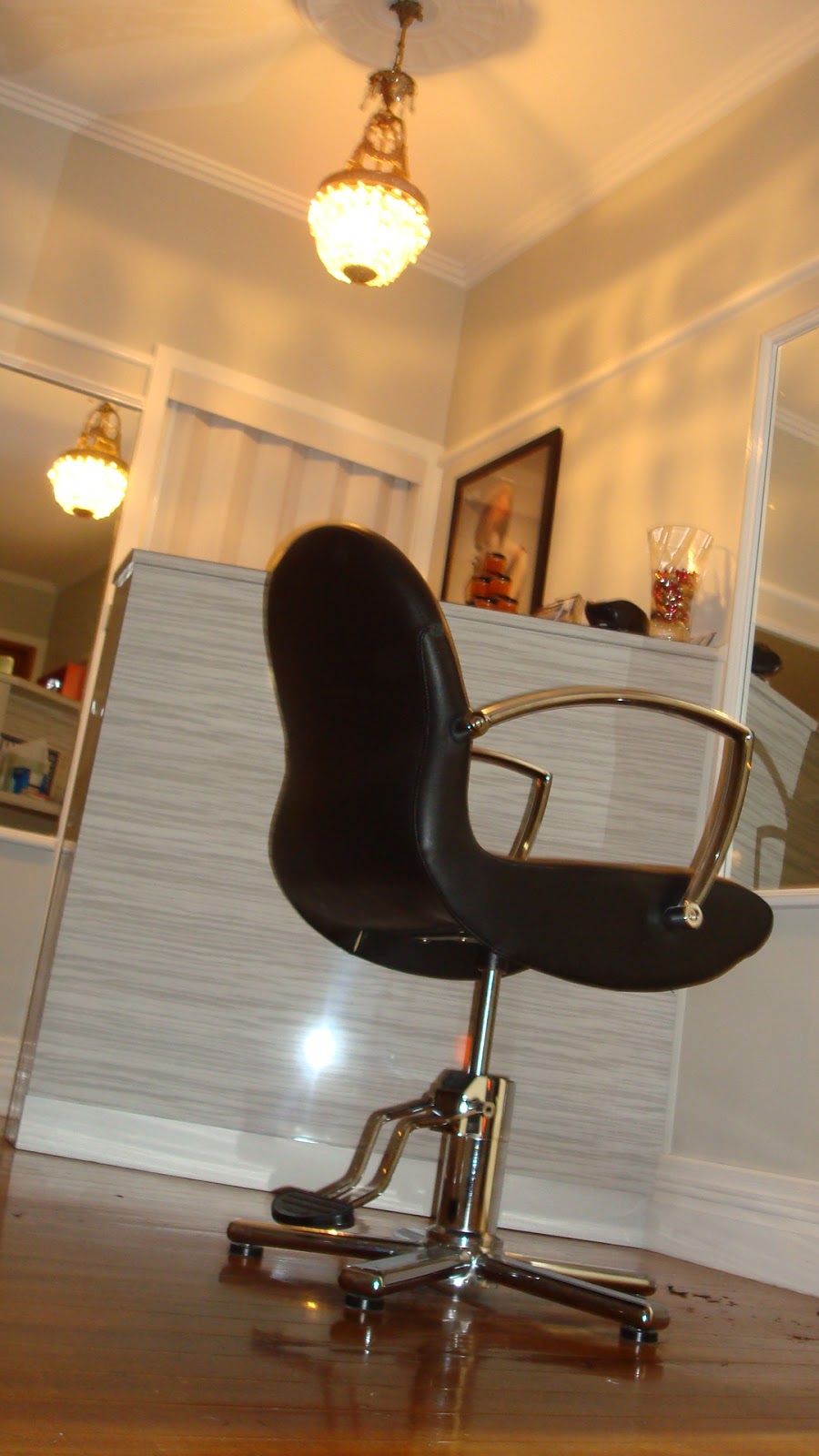 Breathe Hair Studio | hair care | 307 Beechworth Rd, Wodonga VIC 3690, Australia | 0260565980 OR +61 2 6056 5980