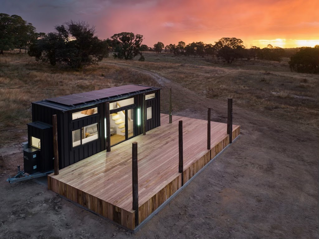 Tiny Solar Homes | 28 Burns Rd, Heathcote NSW 2233, Australia | Phone: 0418 411 099