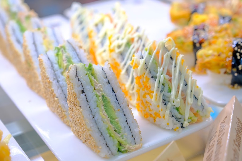 Sushi Hub Winmalee Village | Shop 17, Shop 15/28 White Cross Rd, Winmalee NSW 2777, Australia | Phone: (02) 8044 3518