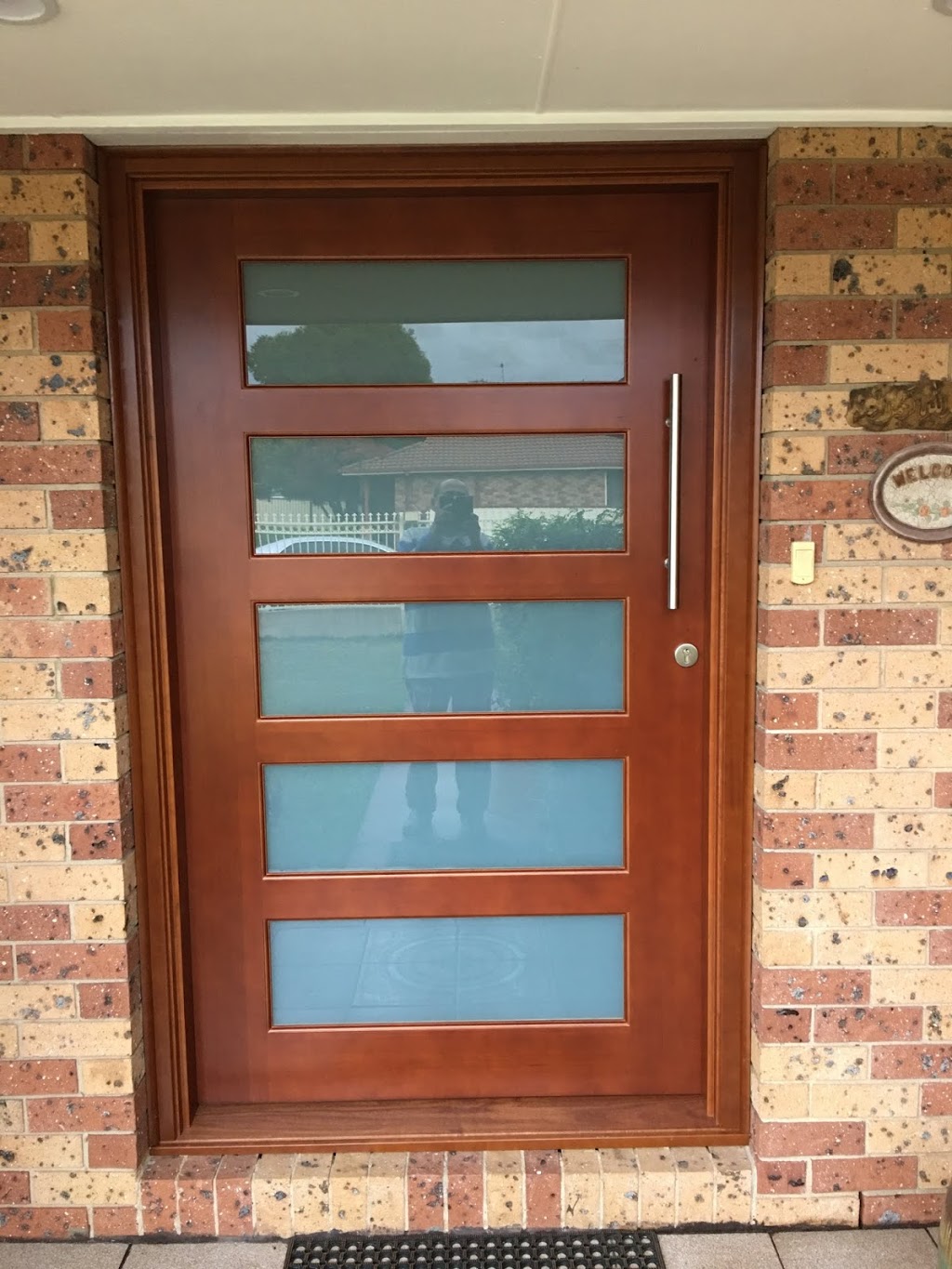 Doors Plus Minchinbury | 37 Sterling Rd, Minchinbury NSW 2770, Australia | Phone: (02) 9625 9799