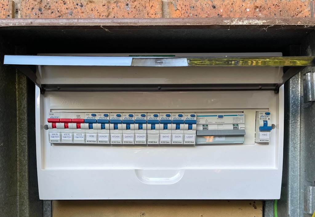 Jack Jones Electrical | 45 Broadway, Bonbeach VIC 3196, Australia | Phone: 0404 226 501