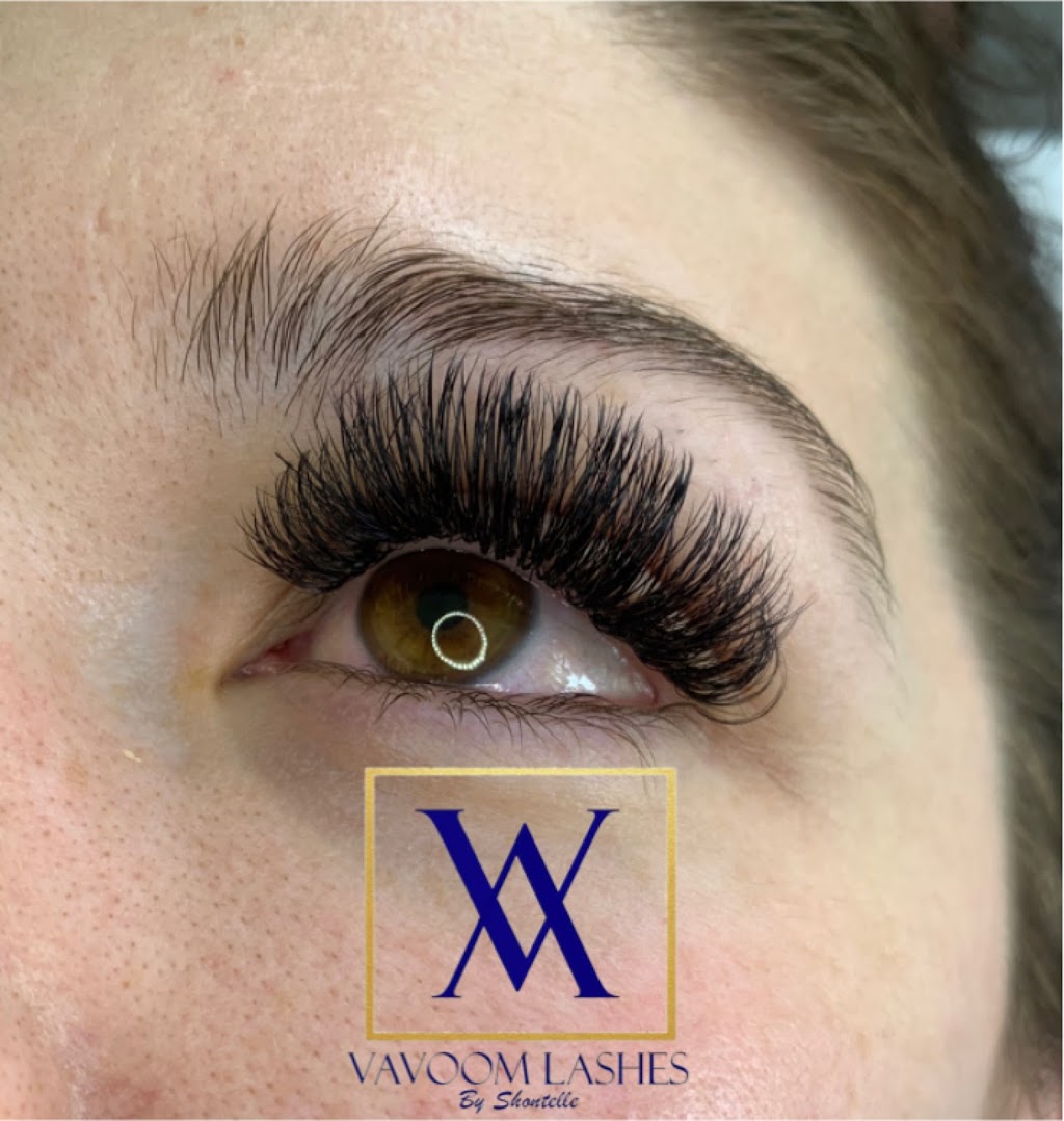 Vavoom lashes and Training | 1 Boccaccio Ct, Mountain Creek QLD 4557, Australia | Phone: 0424 177 347