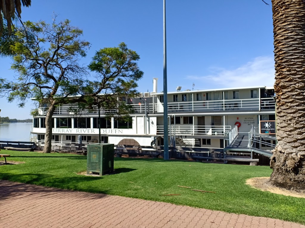 Murray River Queen | lodging | Ral Ral Ave, Renmark SA 5341, Australia | 0885414411 OR +61 8 8541 4411