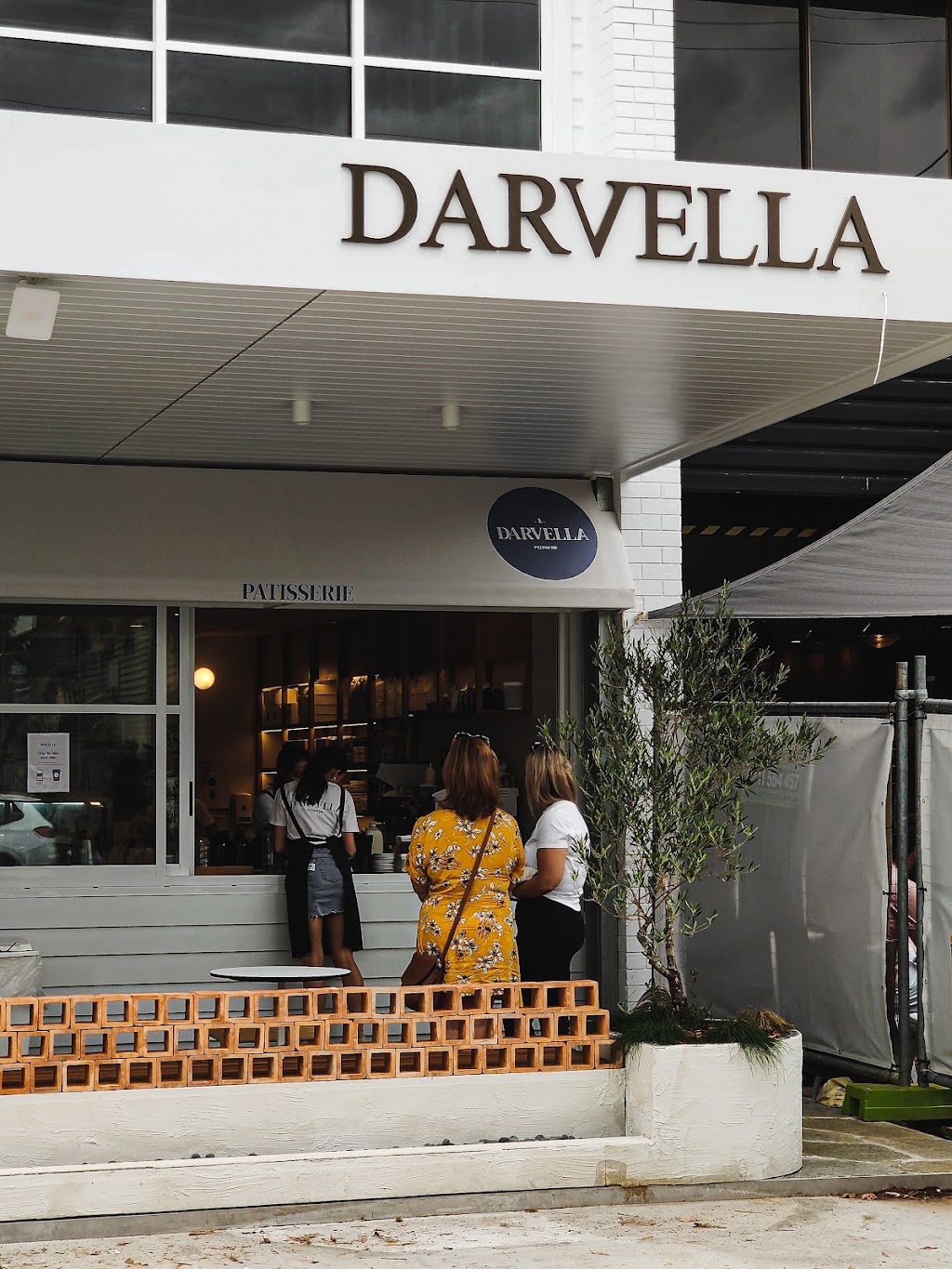 Darvella Patisserie | Shop 1/37 Oxford St, Bulimba QLD 4171, Australia | Phone: (07) 3902 0360