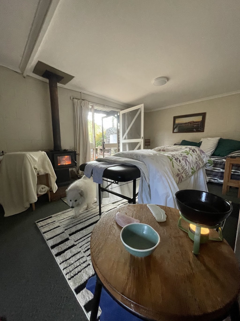 The Zen Den | Unit 3/231 Great Alpine Rd, Harrietville VIC 3741, Australia | Phone: 0416 046 048